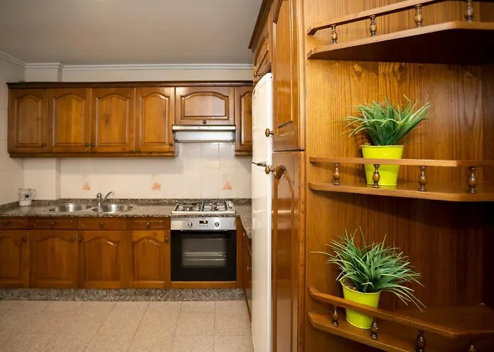 アパート Turistiqa - Piso Carballo Vutco01445